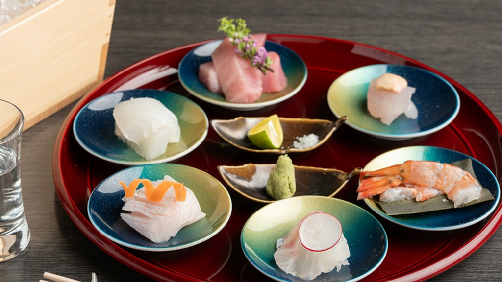 四季折々の和歌山県産の食材で織りなす季節の会席料理が評判