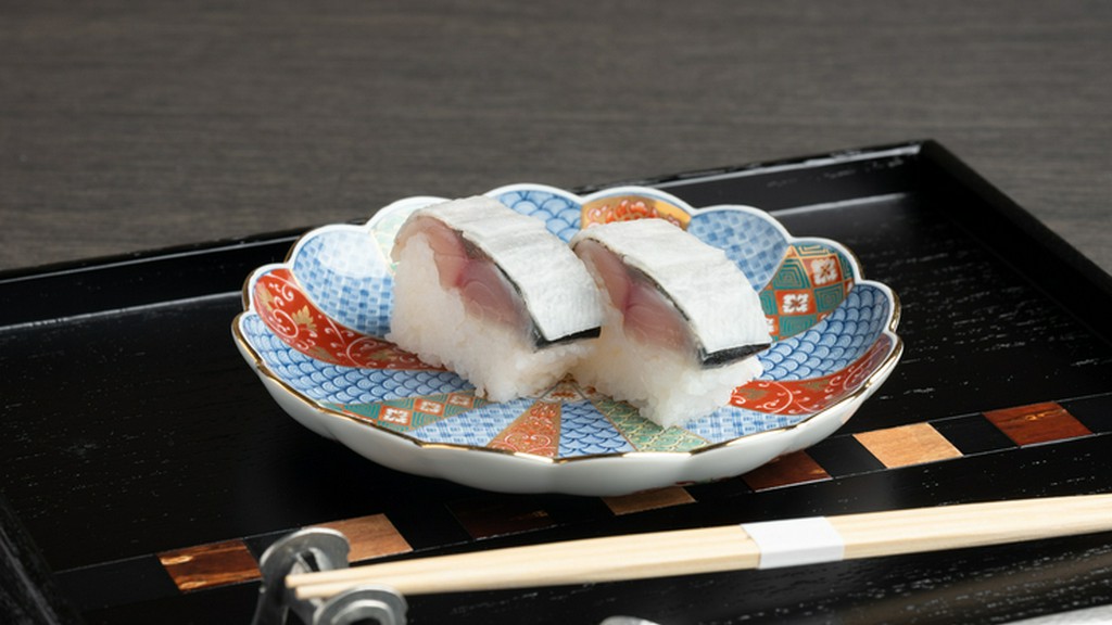 郷土料理を本格和食の逸品に昇華！記憶に焼き付く名作『鯖寿司』