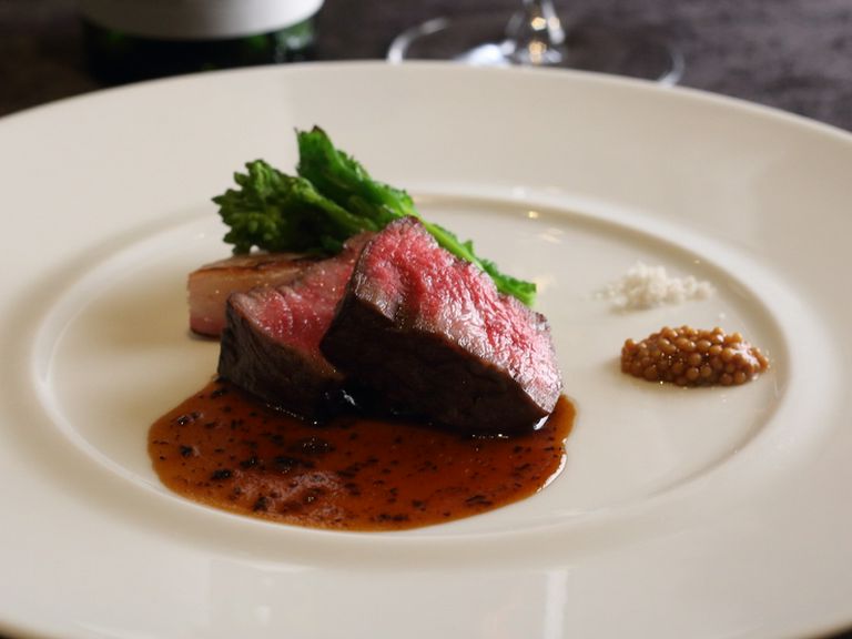 伝統に遊び心を加えた現代的なイタリアンを日本食材を軸に披露　