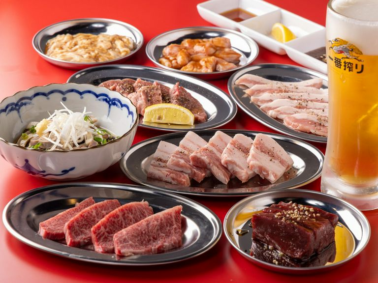 旨いホルモン＆お酒で楽しい宴会を。飲み放題付きコースもあり