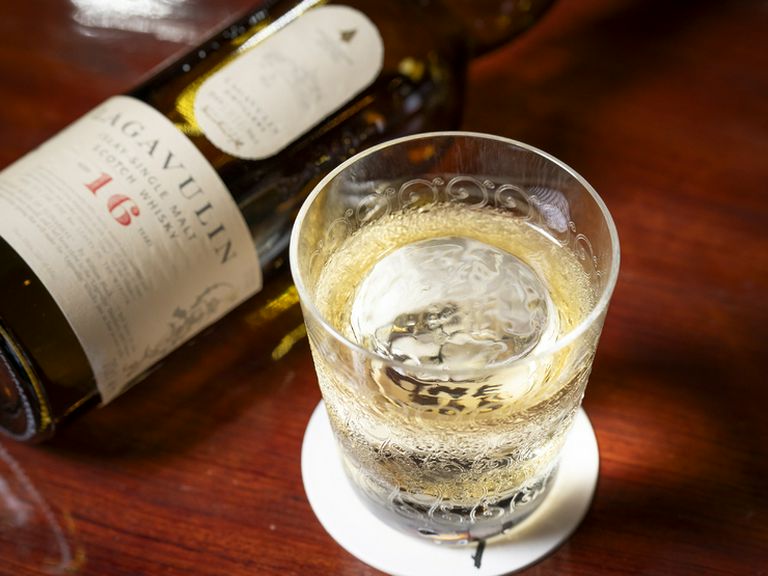 ドリンクメニュー各種：1000円＋税〜