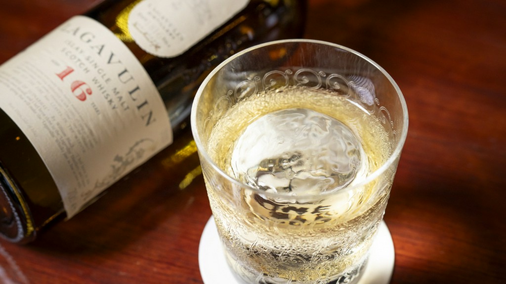 ドリンクメニュー各種：1000円＋税～