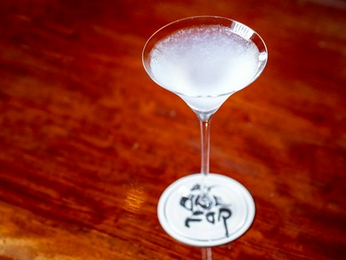 多くのシーンを彩る定番の一杯『スタンダードカクテル』