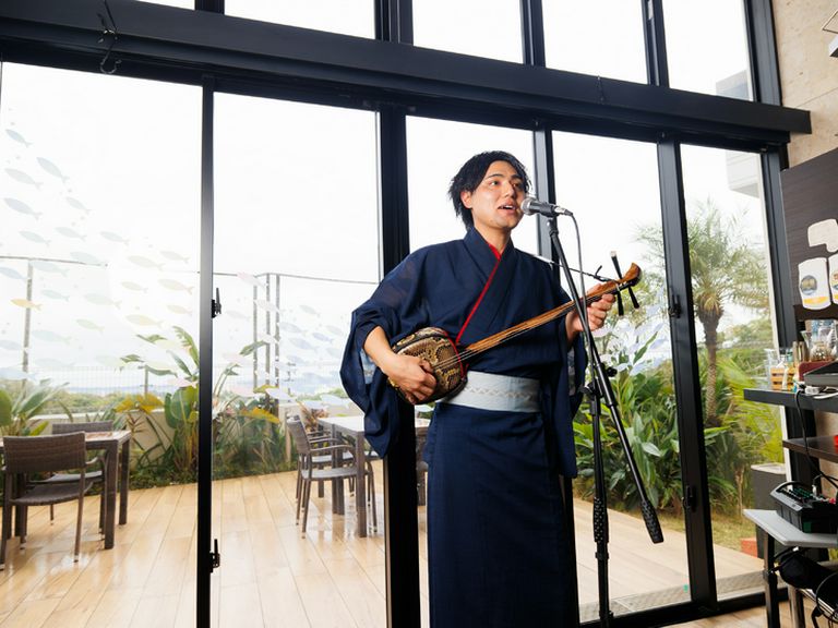 週末のお楽しみ。臨場感たっぷりのライブパフォーマンス