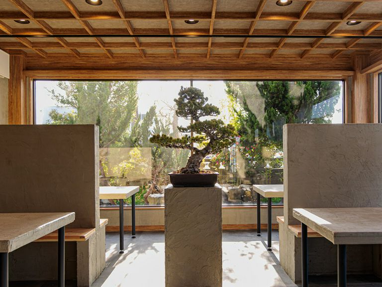 二人の記念日にオススメ。窓から眺める風情あふれる日本庭園