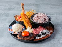 ボリューム満点で【洋食被れの武士】を象徴する渾身のプレート『和食被れのマイケルプレート』