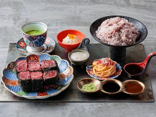 Yoshokukaburebushiwagyugyu