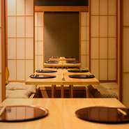 接待や会食といったビジネスシーンでの利用もオススメ。普段お世話になっている方はもちろん、観光や出張で都内に訪れた海外からのゲストとのディナーにも信頼できるお店です。