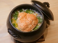 蟹大の入門コース。
本ズワイガニを使った一品料理から土鍋ご飯まで味わえます。蟹会席料理ご堪能下さい。