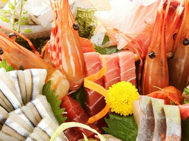 淡路島漁港から毎日届く旬魚を使用し鮮度と旨みを存分に味わえる自慢のおすすめ海鮮料理です