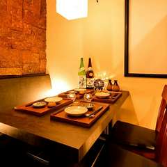 静かに語らえる大人のための一軒