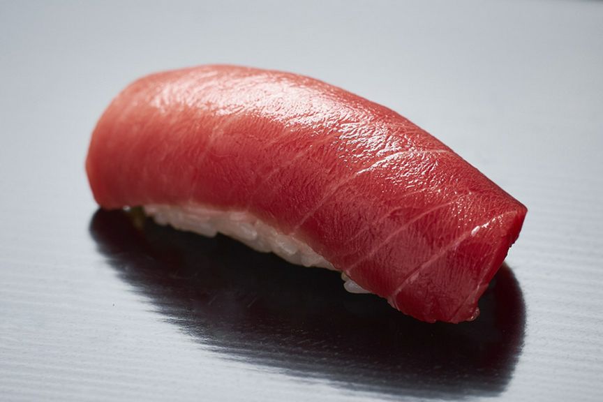 極上の天然本マグロ。甘い香りと旨味にえもいわれぬ幸福感
