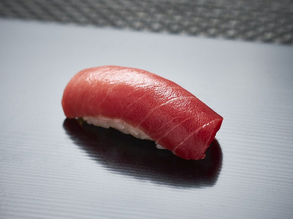 メディアも唸る銀座一流店の至高の江戸前鮨