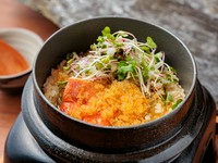 最高級コシヒカリ使用。昆布出汁と素材の旨みが凝縮された『釜めし』