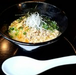 最後の〆に中華スープの鶏茶漬けは、おすすめです。