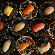 Hyakuensushisutandoenishikatsuraten