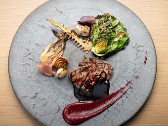 多彩な旬食材を愛でる至福のランチが叶う『ランチ 祇園コース』