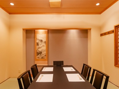 洗練された和の空間はさまざまなシチュエーションに対応可
