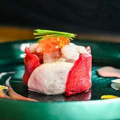 ドラマチックな旬の美味に出合える、イノベーティブ和食店