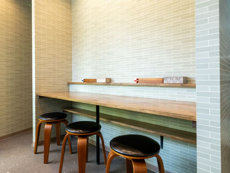 サクッと食べたい今日のご飯に、ちょうど良い場所