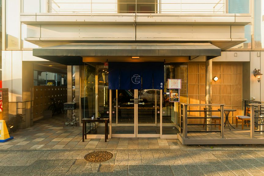 深夜2時まで営業【百℃】