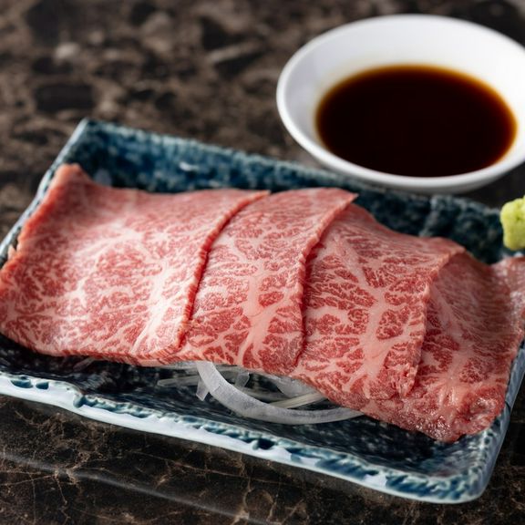 和牛生ハツ刺し