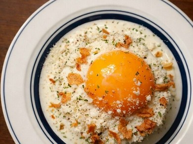 チーズ香る逸品『大人のポテトサラダ～ゴルゴン風味～