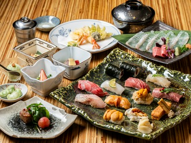 江戸前寿司と季節の料理を緩急巧みに繰り出す『13200円コース』