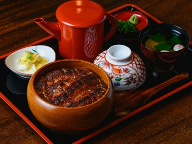 鰻をとことん味わう。【うな富士】ならではの逸品『上ひつまぶし』