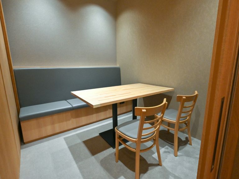 プライベートなシーンに重宝。落ち着いた佇まいの個室