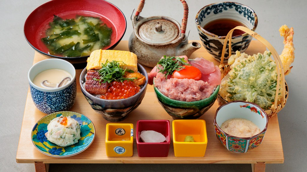 2種食べ比べ御膳　赤の型