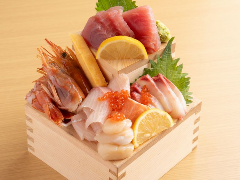 新鮮だからこそ味わえる、本物の旨み。鮮度自慢の海鮮料理