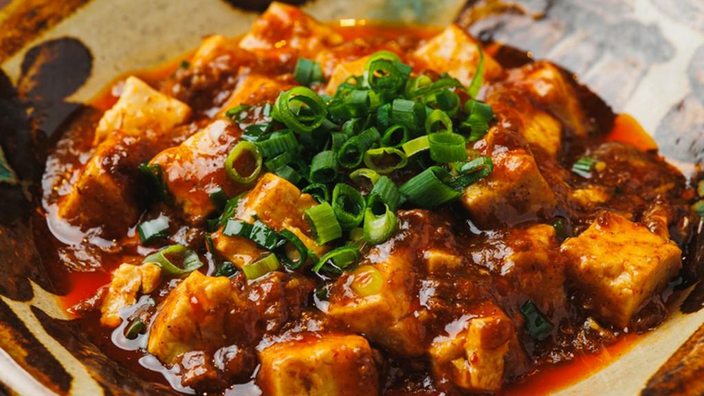 シビれる辛さと旨みが駆け抜ける、本格派の味わい『麻婆豆腐』