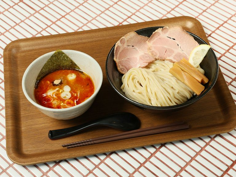 辛い濃厚つけ麺　並盛（200g）or大盛（300g）