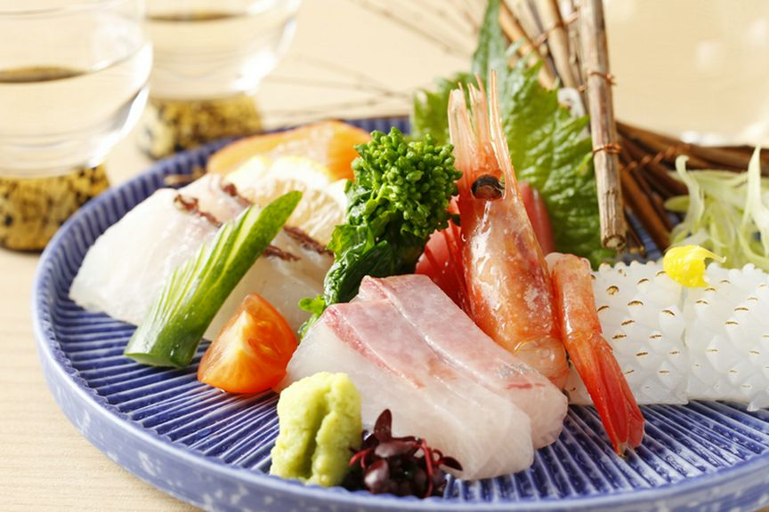 厳選した旬の食材をご用意しております。