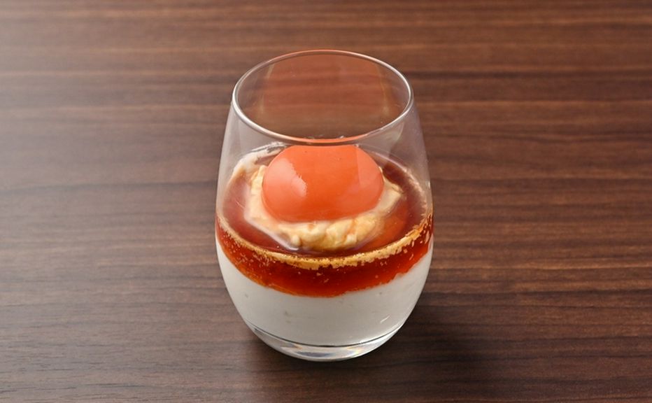 紅卵のふんわり生ぷりん