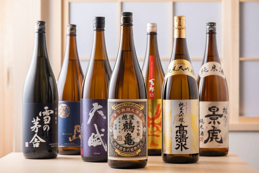 料理の味わいをさらに引き立てる、日本酒にもこだわっています。