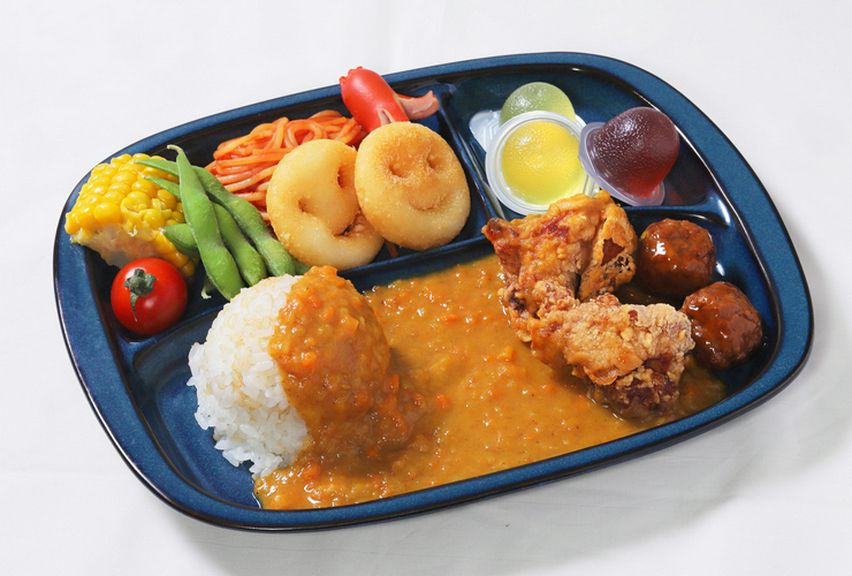 お子さま歓迎!ドリンク・お菓子付きのキッズランチ