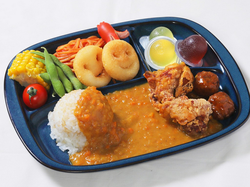 お子さま歓迎！ドリンク・お菓子付きのキッズランチ