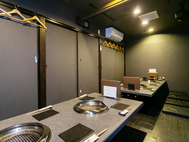 個室があるので、“お忍び”から団体までOK