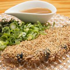 胡麻の風味に癒やされる『博多風　名物とろさば胡麻！』
