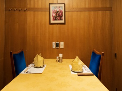 洗練された空間で、食事や会話を心ゆくまで堪能