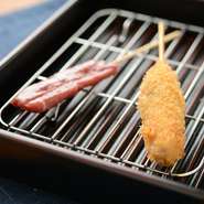 大阪名物の串かつ。上質な食材だけを使用して創るぎふやの贅沢串カツはどれも逸品ばかりです。