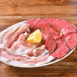 大人気ローストビーフとプロシュートコットの贅沢盛り！