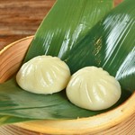 もちもちの皮・蒸したて・たっぷりの肉汁が特徴！