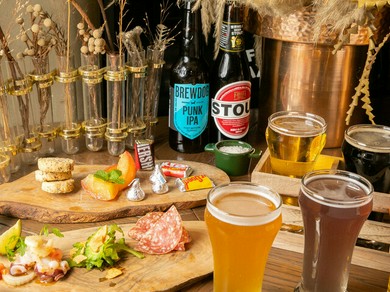 クラフトビール含む、世界のビールが3種以上
