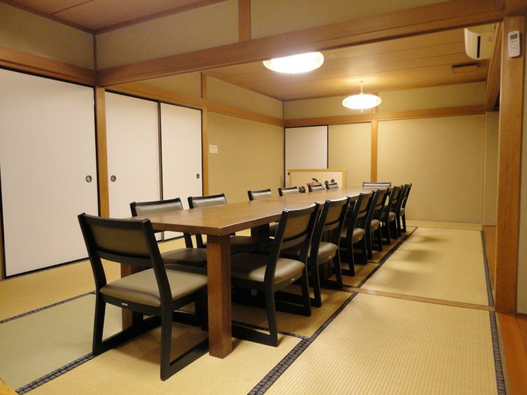 広々とした2階の個室