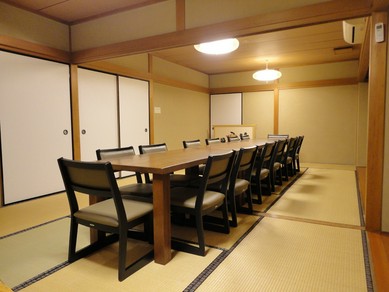 広々とした2階の個室