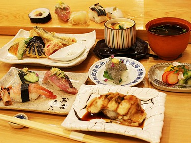 本格的な寿司会席を手頃な値段で『おおきにランチ』