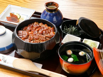 一度に3つの味が楽しめる！　備長の名物メニューは味わっておきたい『うなぎ ひつまぶし』